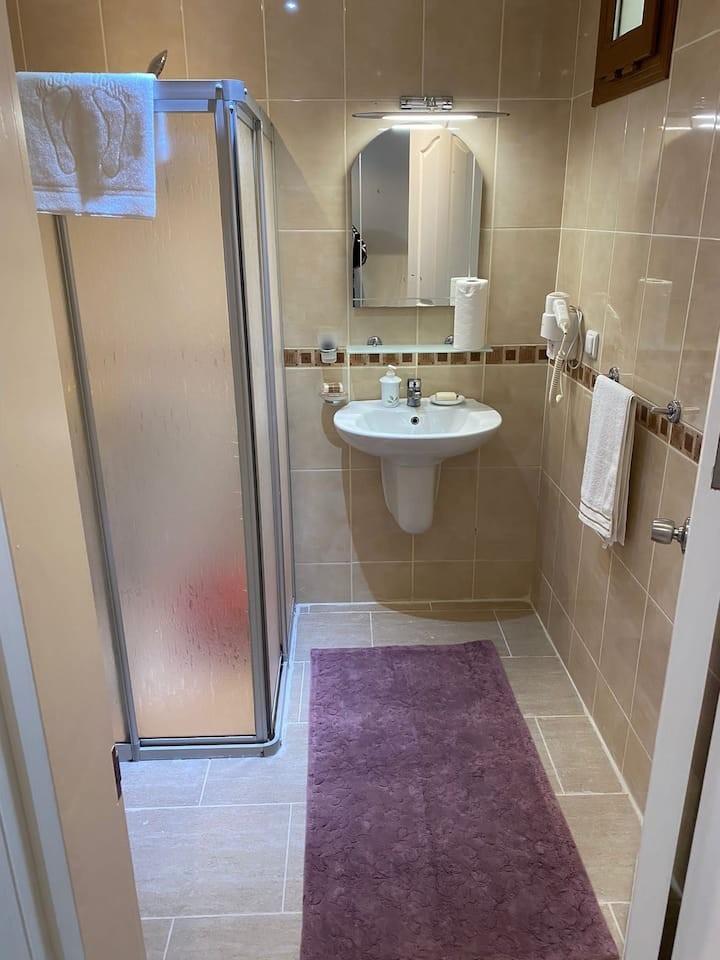 FOR SALE 2 BEDROOM APARTMENT