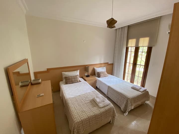 FOR SALE 2 BEDROOM APARTMENT