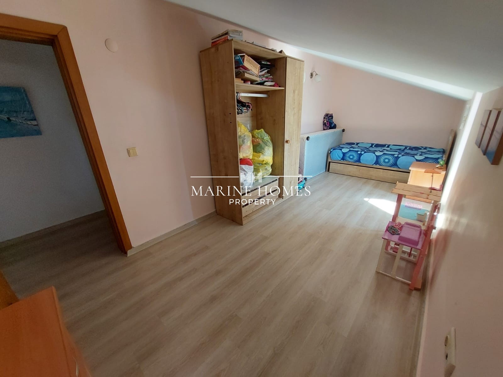3+1 DUPLEX FLAT WITH POOL IN CENTRAL LOCATION IN FETHIYE