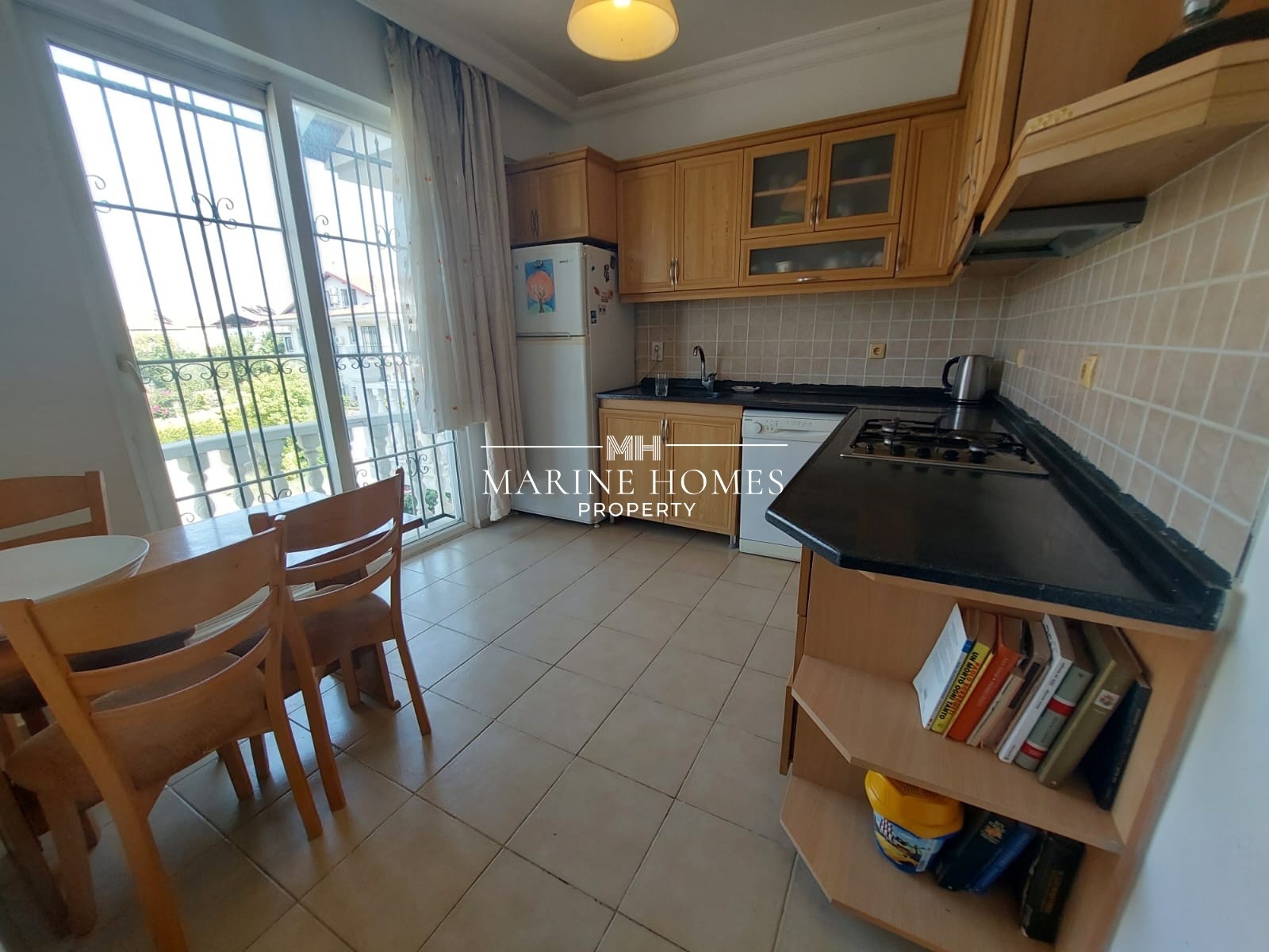 3+1 DUPLEX FLAT WITH POOL IN CENTRAL LOCATION IN FETHIYE