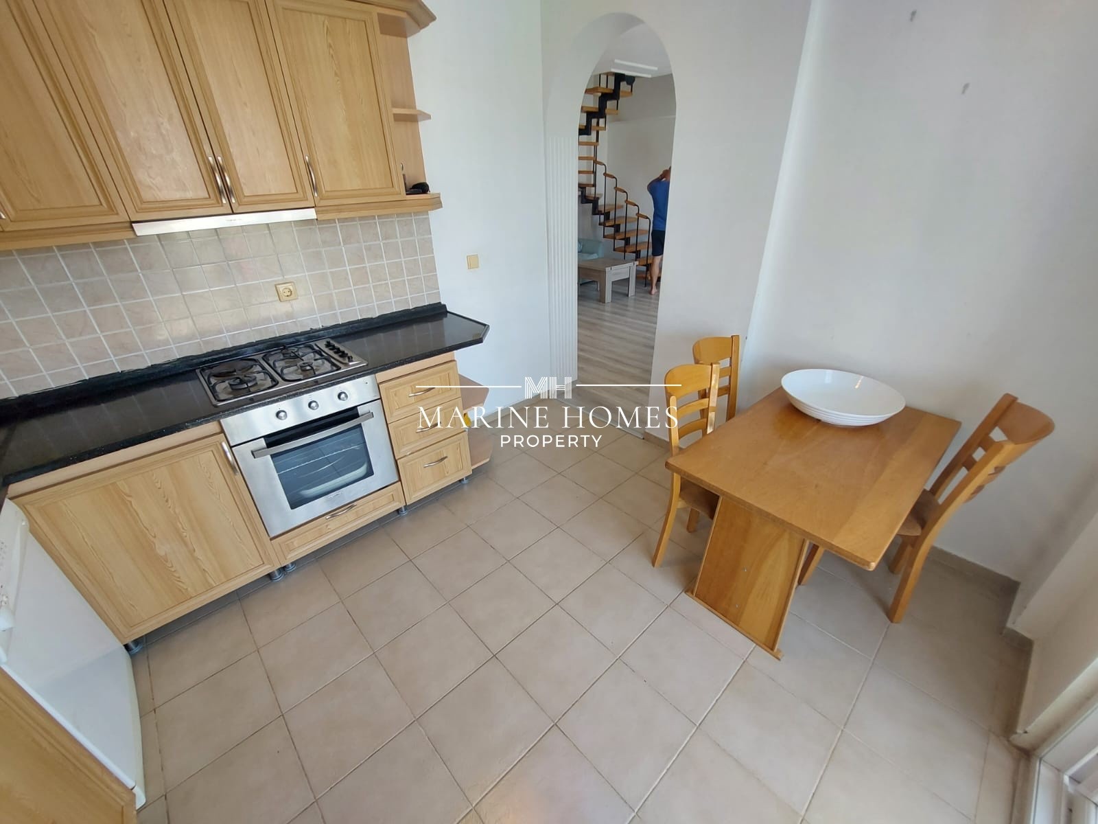 3+1 DUPLEX FLAT WITH POOL IN CENTRAL LOCATION IN FETHIYE