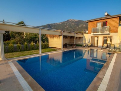 VILLA NISA