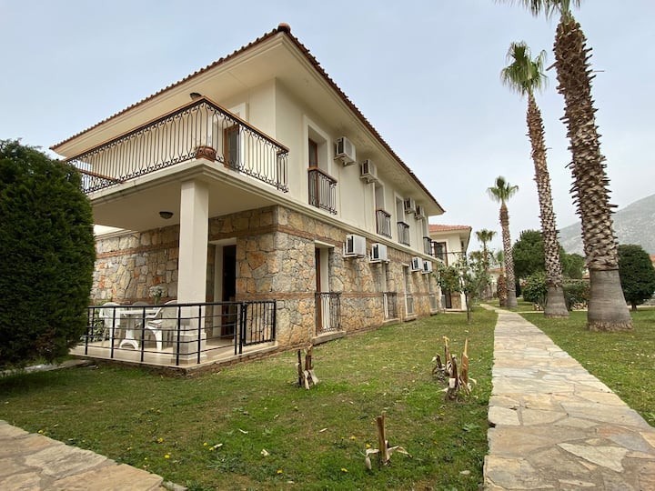 FOR SALE 2 BEDROOM APARTMENT