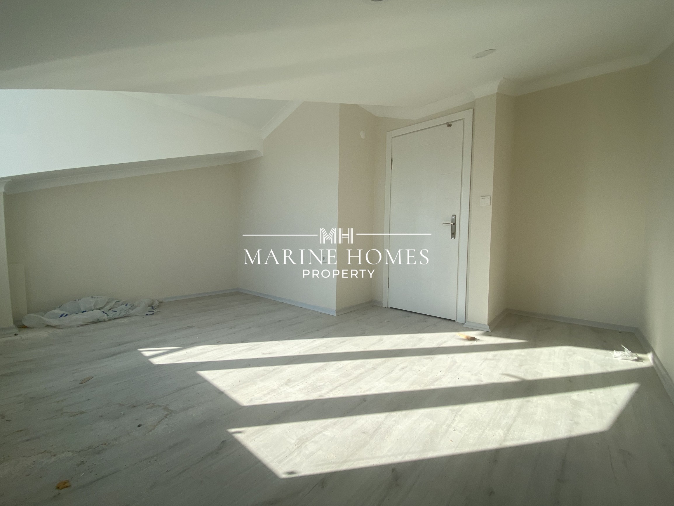 Seydikemer'de Satılık 3+1Dubleks Daire