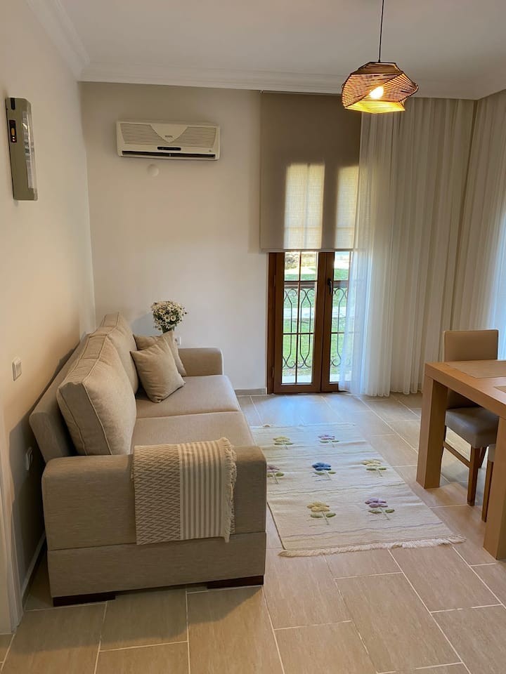 FOR SALE 2 BEDROOM APARTMENT