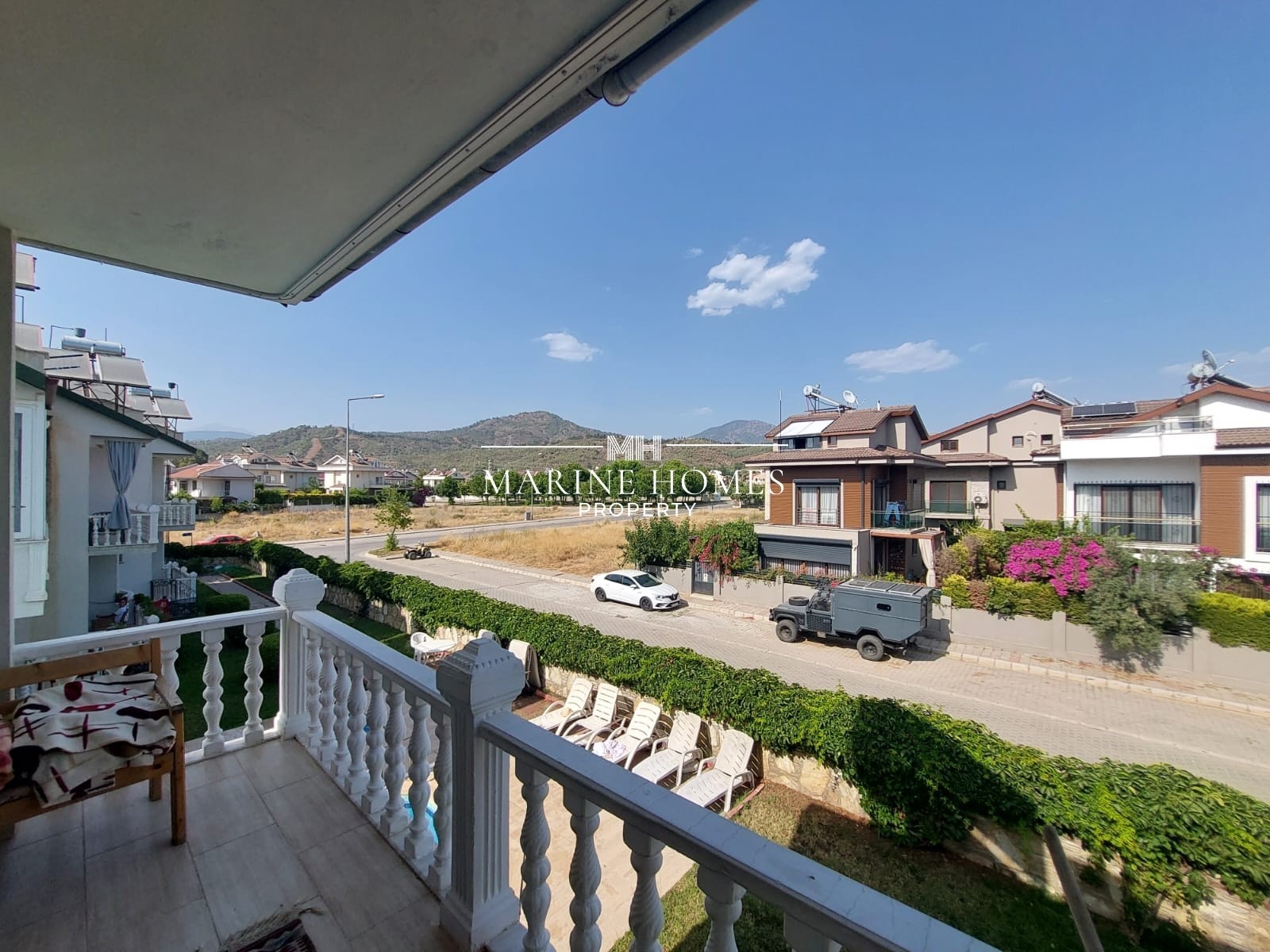 3+1 DUPLEX FLAT WITH POOL IN CENTRAL LOCATION IN FETHIYE