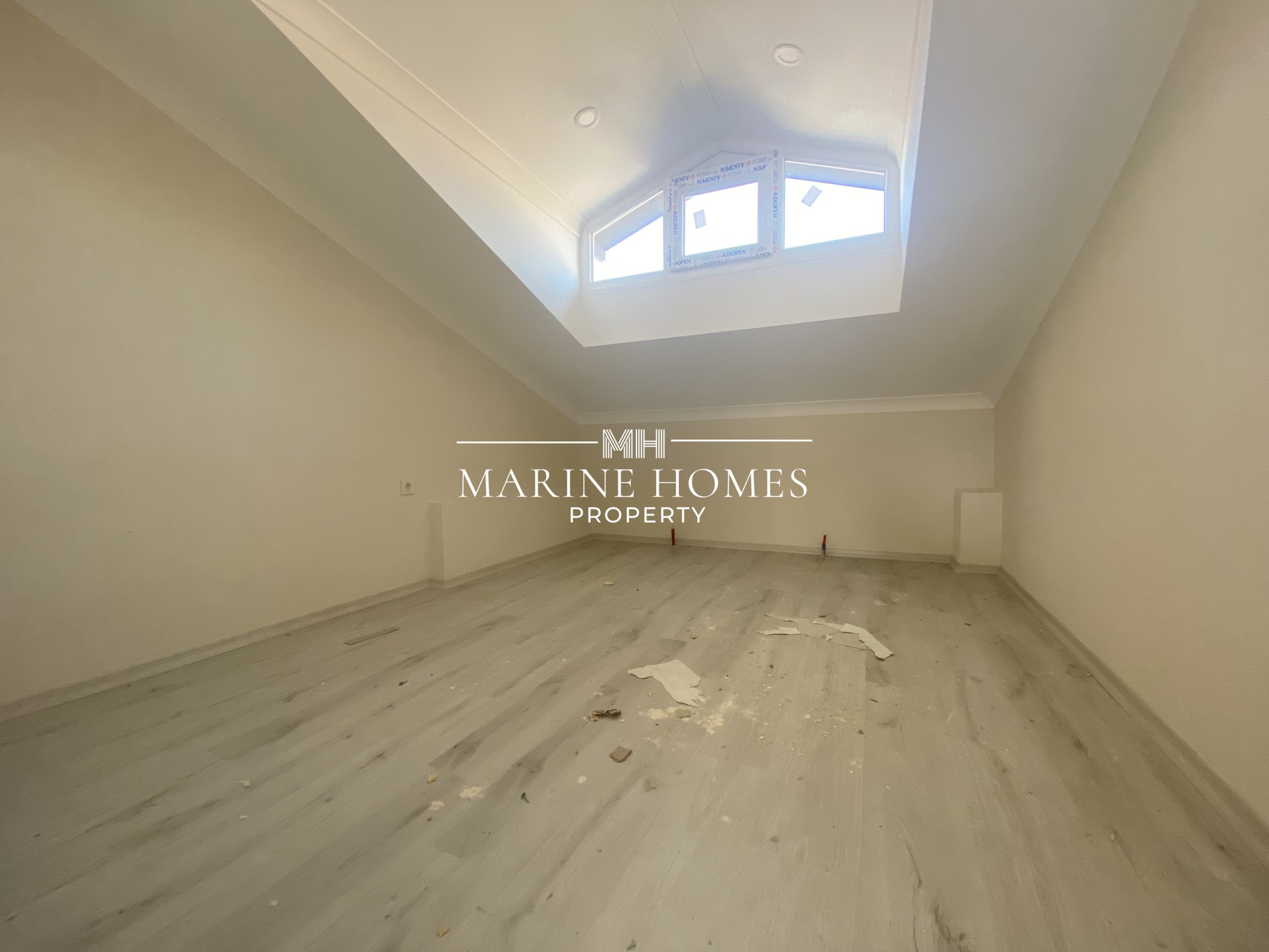 Seydikemer'de Satılık 3+1Dubleks Daire