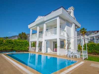 VILLA HISARPARK B