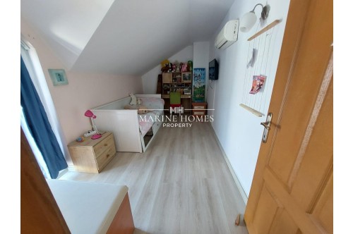 3+1 DUPLEX FLAT WITH POOL IN CENTRAL LOCATION IN FETHIYE