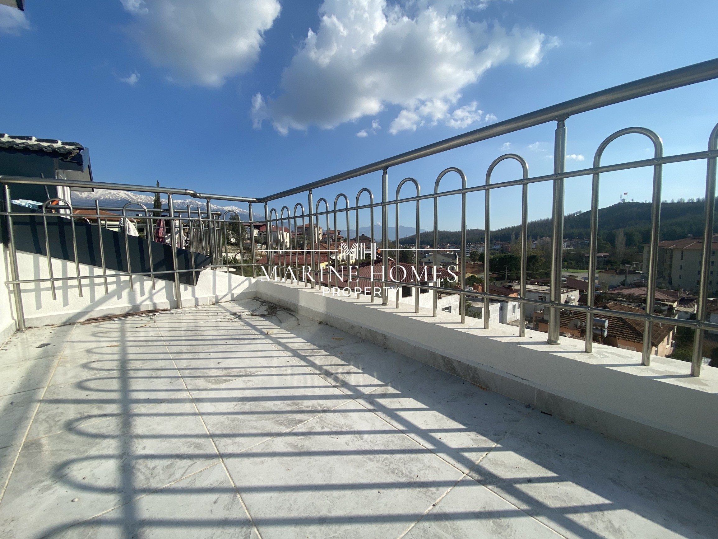 Seydikemer'de Satılık 3+1Dubleks Daire