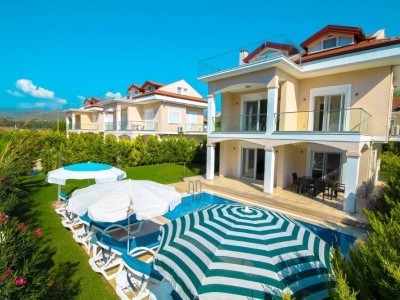 VILLA SIENA 1