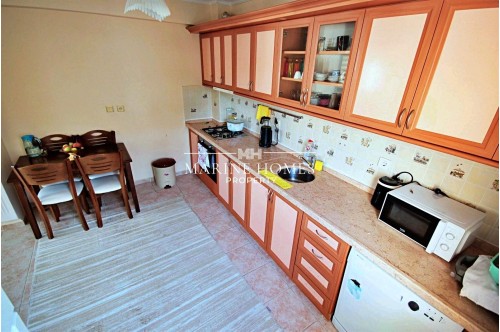 Ölüdeniz Caddesi Üzerinde Deniz Manzaralı Satılık 2+1 Daire