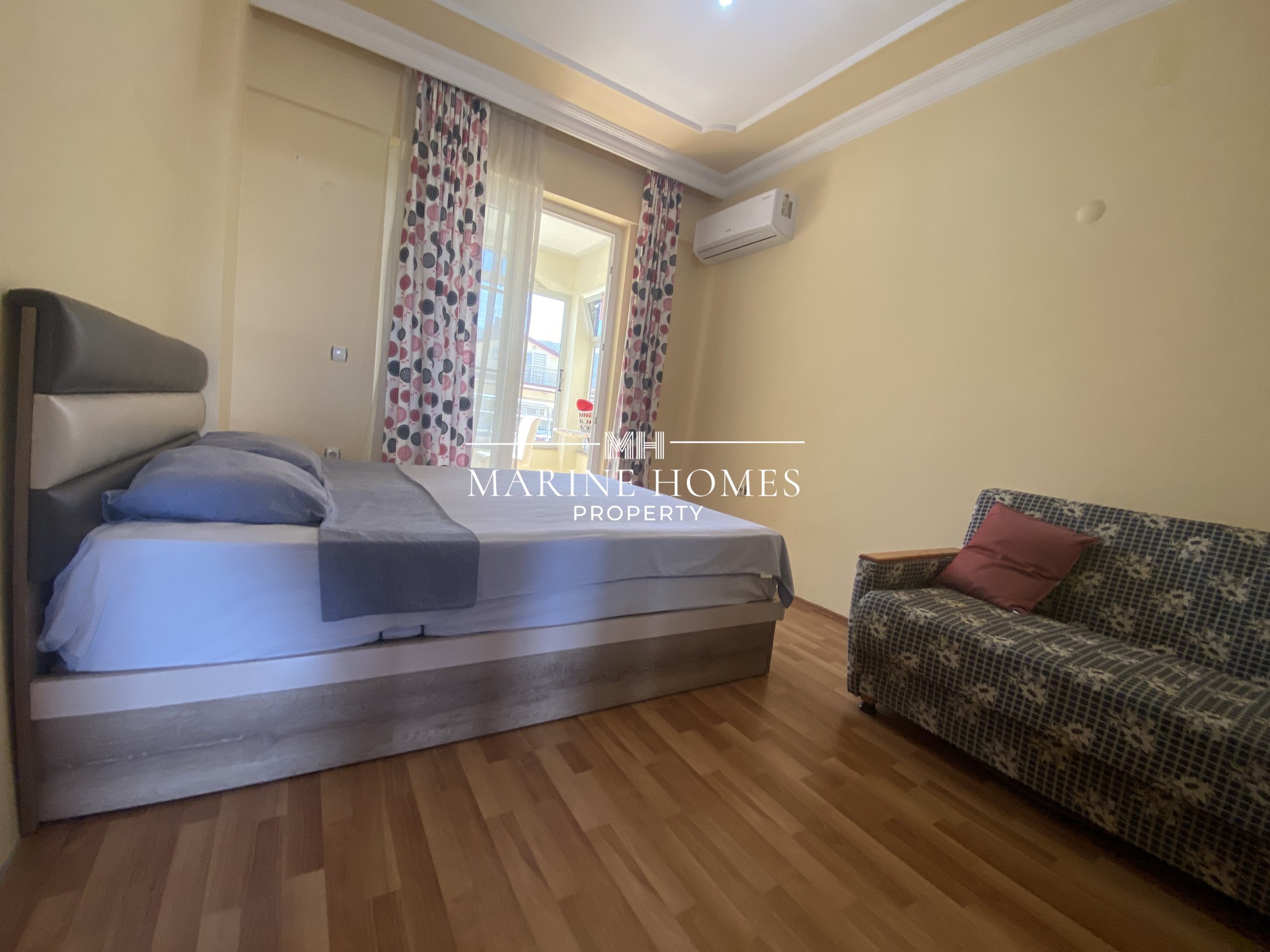 Babataşı Mahallesinde Sahile 300 Metre Mesafe Satılık 3+1 Villa