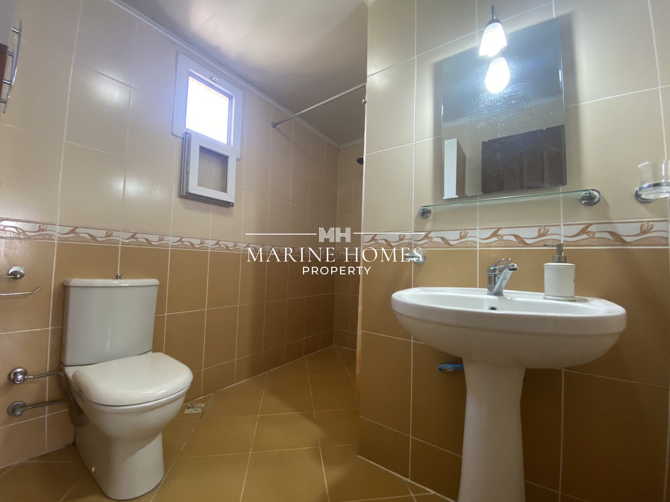 Babataşı Mahallesinde Sahile 300 Metre Mesafe Satılık 3+1 Villa